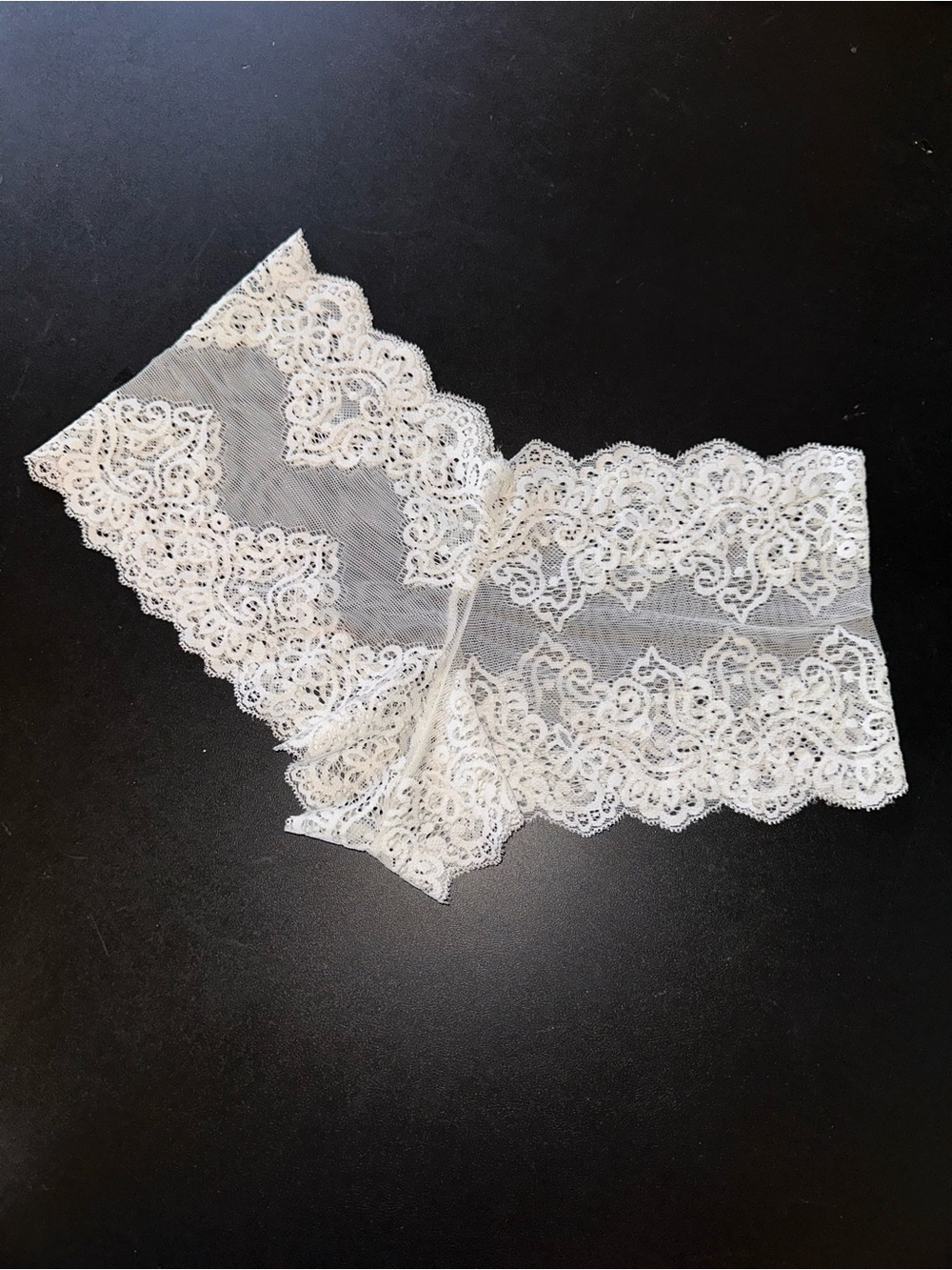 ⭐️ White Lace Ladies Lg Underwear NWOT